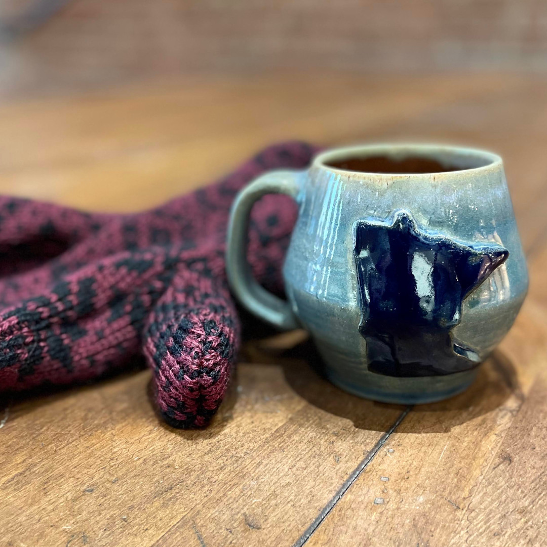 Minnesota mittens and mug in Winona County History Center gift shop