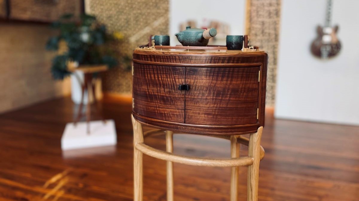 Tea Table woodworking project from Winona County History Center's Art of Fine Furniture