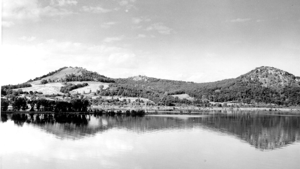 The Mississippi River Valley image from The River Gallery at Winona County Historical Society